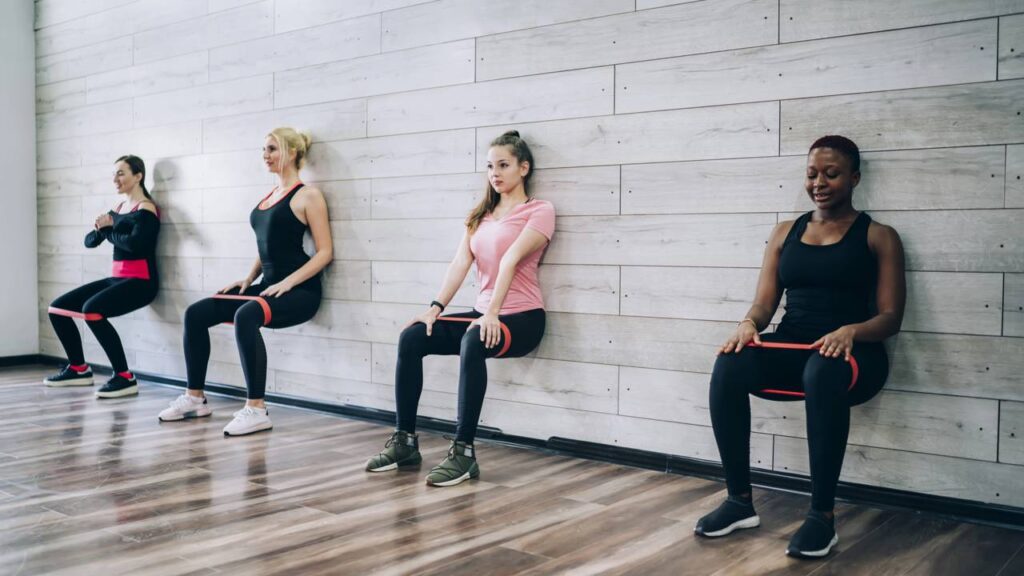 2 exercícios para aliviar dores no joelho sem sair de casa