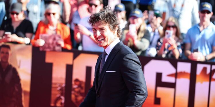 Filme sequência dos anos 80 trouxe de novo Tom Cruise para um longa de ação aérea