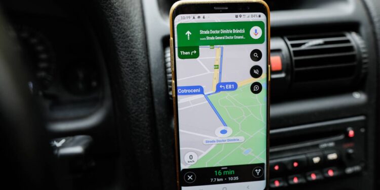 Como apps de navegação rastreiam movimentos mesmo offline