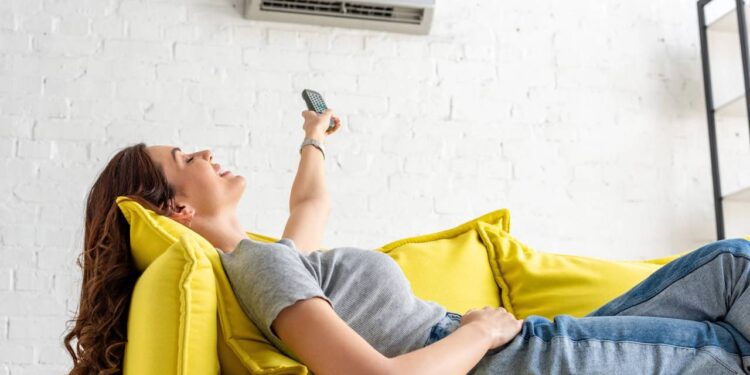 Aprenda a economizar no ar-condicionado e não sofrer com a conta de luz no final do ano