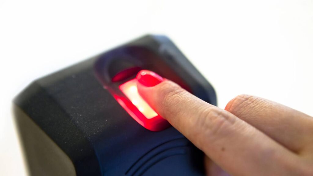 Benefícios de cadastrar a biometria do INSS, que será obrigatória