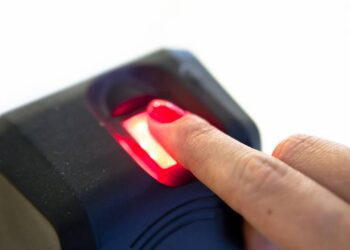 Benefícios de cadastrar a biometria do INSS, que será obrigatória