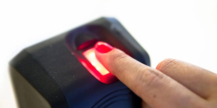 Benefícios de cadastrar a biometria do INSS, que será obrigatória