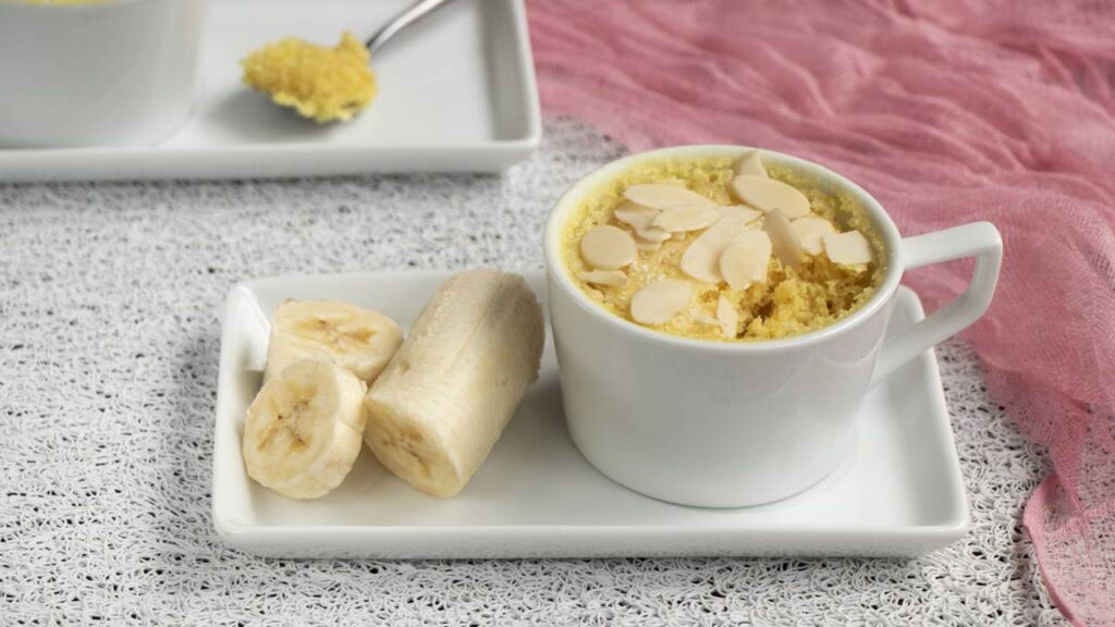 Como preparar um café da manhã completo usando apenas o micro-ondas