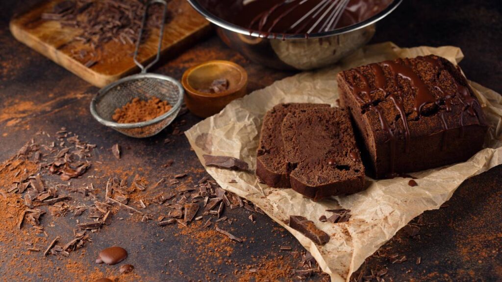 Brownie delicioso sem farinha, sem açúcar e fica pronto em 5 minutos
