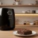 Brownie de chocolate cremoso, na airfryer e pronto em 15 minutos