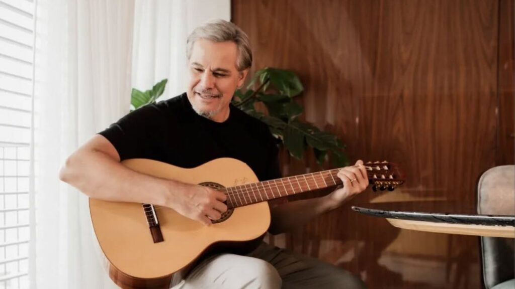 30 anos depois, como está o elenco da novela que falou pela primeira vez sobre namoro pela internet na TV brasileira