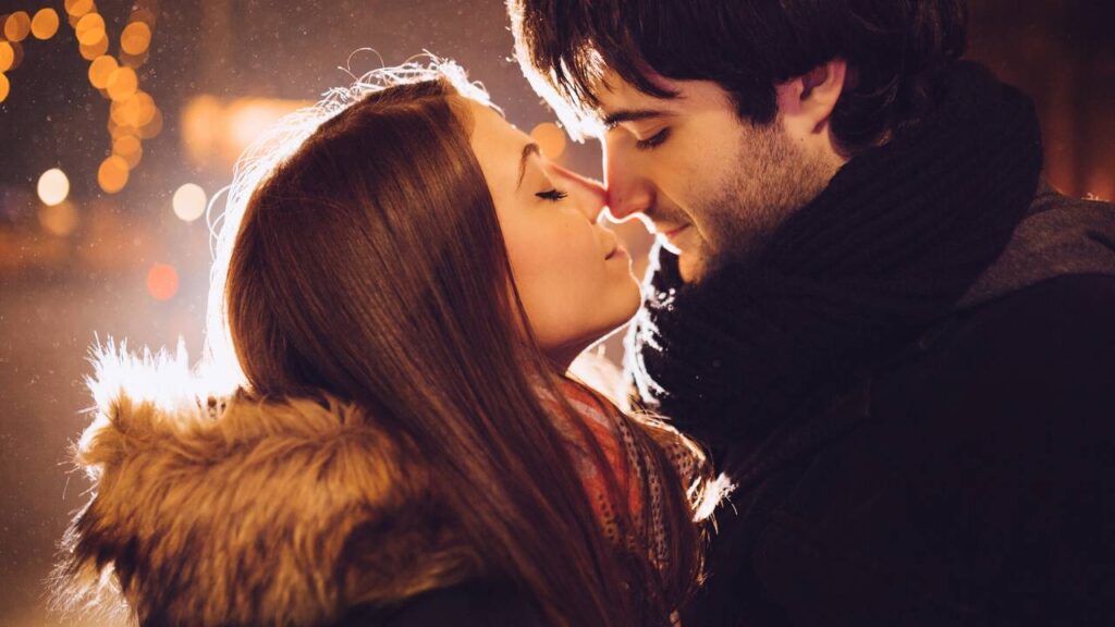 O fim do ano traz oportunidades inesperadas para o amor, favorecendo novos relacionamentos significativos