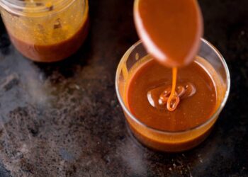 Truque fácil para doce de leite cremoso usando só micro-ondas