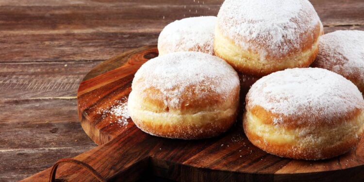 Faça deliciosos sonhos caseiros de maneira fácil e sem dificuldade