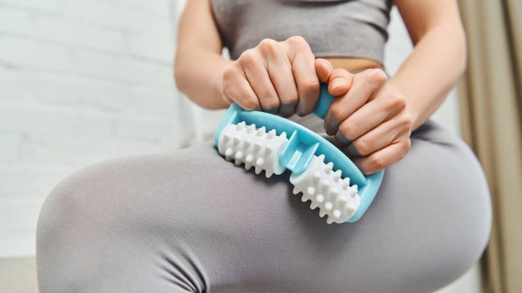 Drenagem linfática para desinchar em casa e reduzir medidas