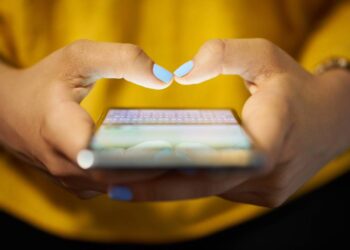 Jovens estão no topo da lista de alvos dos golpes digitais