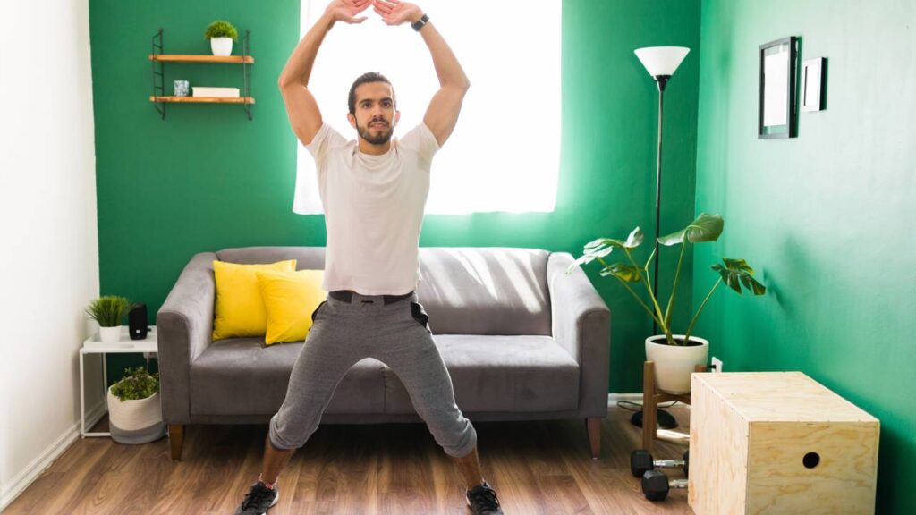 Exercícios ideais para pessoas que querem sair do sedentarismo em casa
