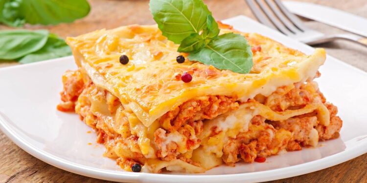 Para quem chega tarde em casa, a lasanha rápida garante jantar em 30 minutos