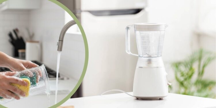 Dica simples para limpar o liquidificador sem desmontar as lâminas