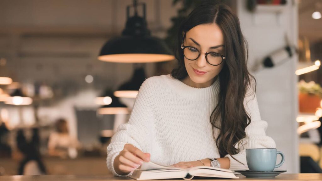 Começar o dia com frases positivas transforma sua mente e melhoram a confiança
