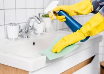 Misturinha para remover toda a sujeira e manchas do banheiro