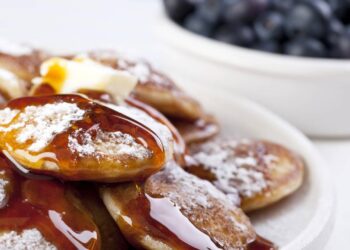 Essa receita de mini panquecas vai melhorar seu café da tarde para sempre