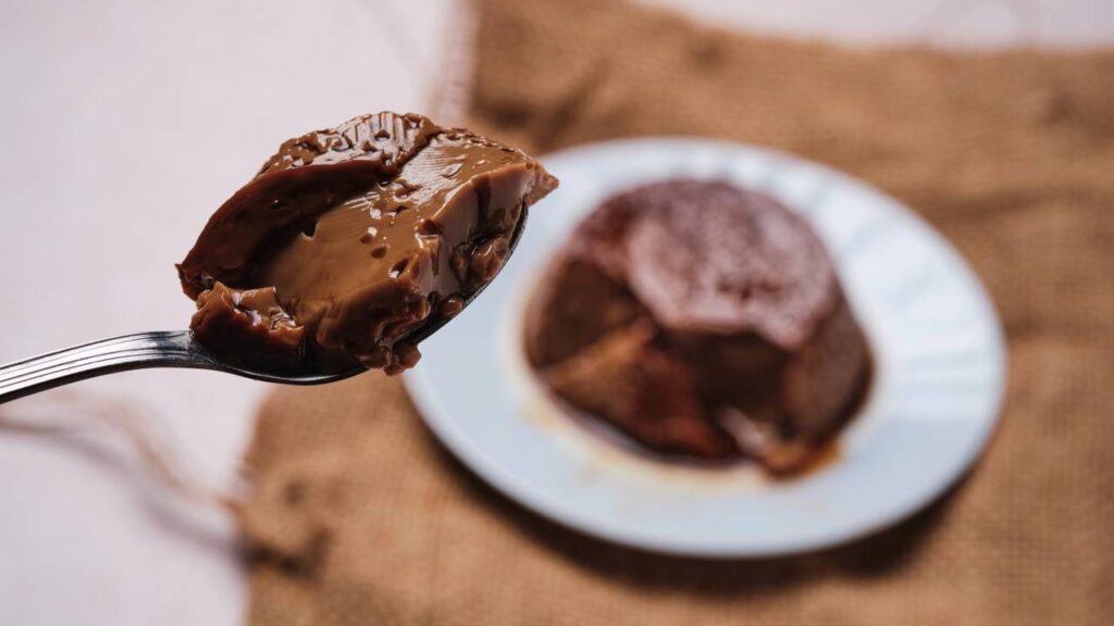 Misture creme de leite com achocolatado e veja o que acontece