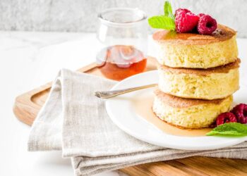 Aprenda a fazer uma cremosa panqueca japonesa em casa