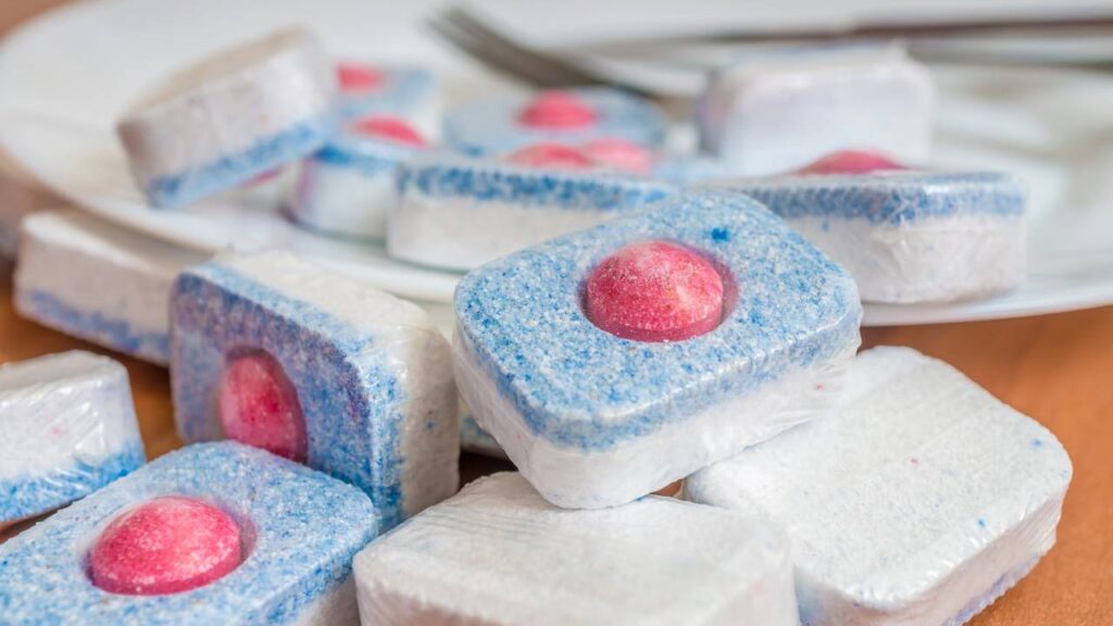 Como limpar o forno com um método prático em 3 passos simples e eficazes