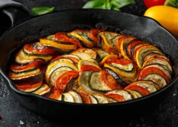 Faça um clássico ratatouille em casa com essa receita do vice-campeão do Masterchef 