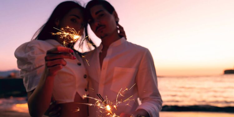 2 signos do horóscopo terão surpresas amorosas na virada do ano