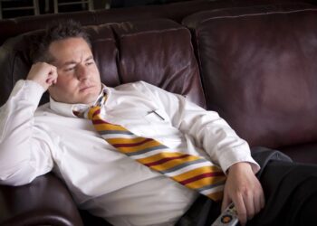 Exercícios ideais para pessoas que querem sair do sedentarismo em casa