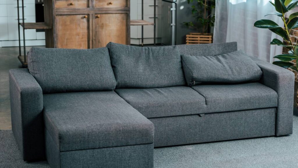 Limpe o estofado e evite ácaros e alergias com segurança