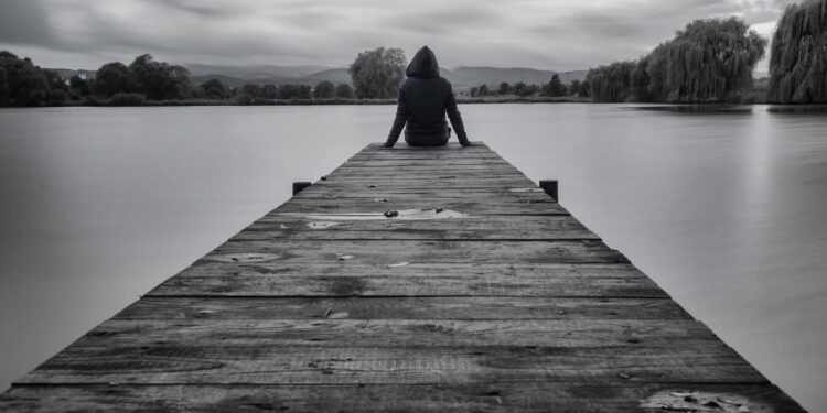 Mesmo conversando com alguém, a solidão ainda pode estar presente