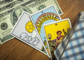 Tarô revela: estes signos receberão PIX inesperado nesta semana