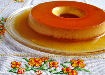 O melhor pudim de micro-ondas para matar a vontade de doce