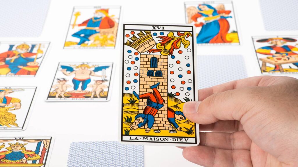 A carta "A Torre" no Tarô atinge em cheio certos signos e revela verdades difíceis nesta semana