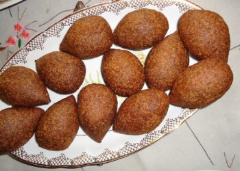 Como fazer quibe no micro-ondas para comer no almoço