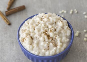 Receita rápida e fácil de canjica consistente que surpreende todos na mesa