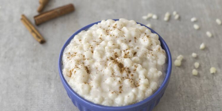 Receita rápida e fácil de canjica consistente que surpreende todos na mesa