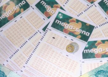 Brasileiro acerta sozinho os 6 números e leva prêmio milionário de R$ 99 milhões da Mega-Sena