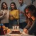 Por que algumas pessoas não gostam de comemorar o próprio aniversário, segundo psicologia
