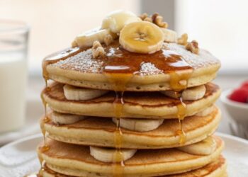 Depois que aprendi a fazer a panqueca de bana com apenas 2 ingredientes, nunca mais fiz outra receita para o café da manhã