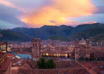 Poucos lugares no mundo preservam um império como esta cidade a poucas horas de viagem