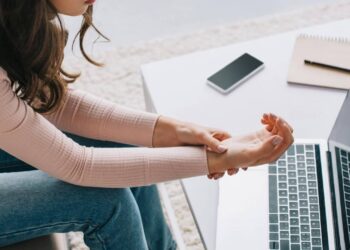 Exercícios para dor no pulso fáceis que funcionam para fazer em casa