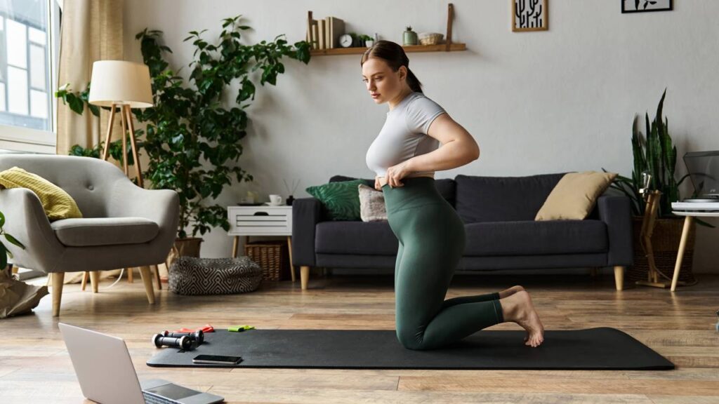 Os 5 melhores exercícios para perder barriga sem ir à academia