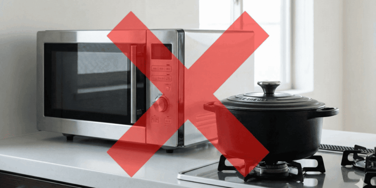 a melhor forma de aquecer a comida se você nao tem micro-ondas