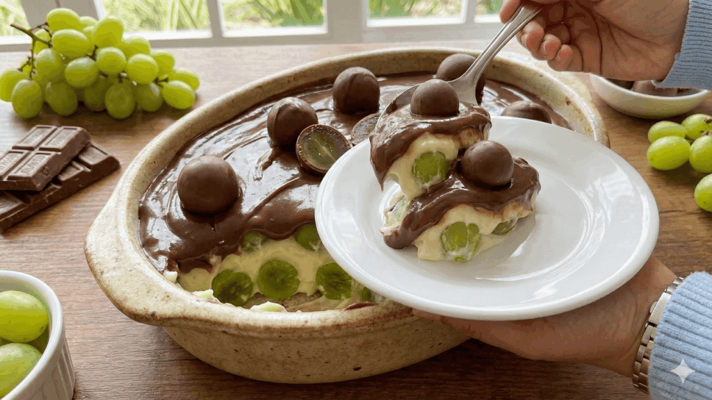 receita de bombom de uva na travessa