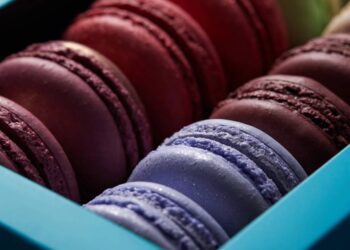 Aprenda a fazer macarons rápidos em casa sem ter medo de errar