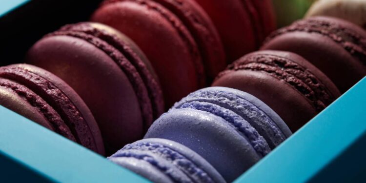 Aprenda a fazer macarons rápidos em casa sem ter medo de errar