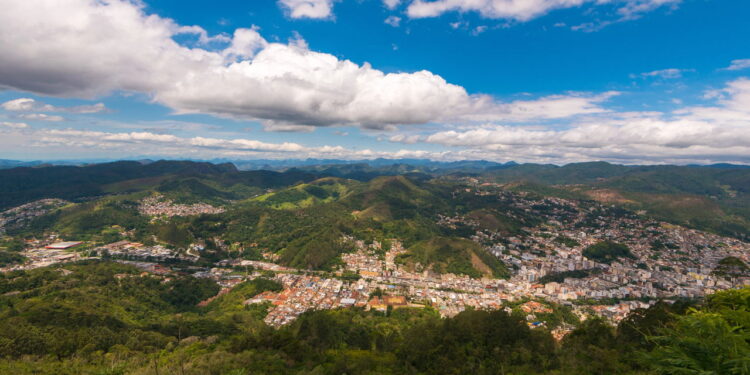 Essa cidade serrana do Rio foi fundada por decreto real e hoje é sinônimo de qualidade de vida