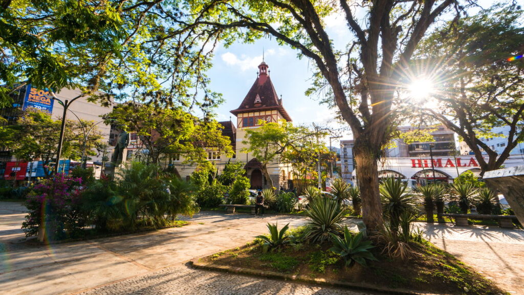 Essa cidade do Rio de Janeiro é conhecida como a Suíça Brasileira