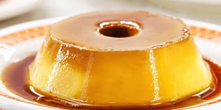 Receita de textura cremosa e deliciosa de pudim com leite condensado