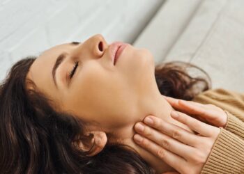 As melhores auto massagens para se acalmar no dia a dia